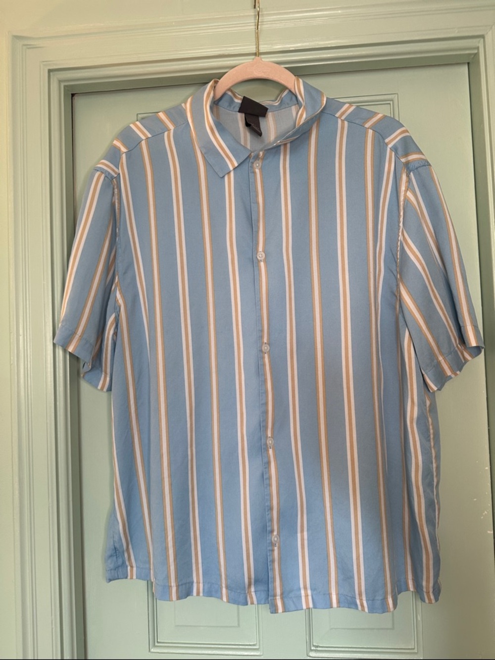H&M Light Blue, Tan & White Vertical Stripe Short-Sleeve Button-Down Shirt